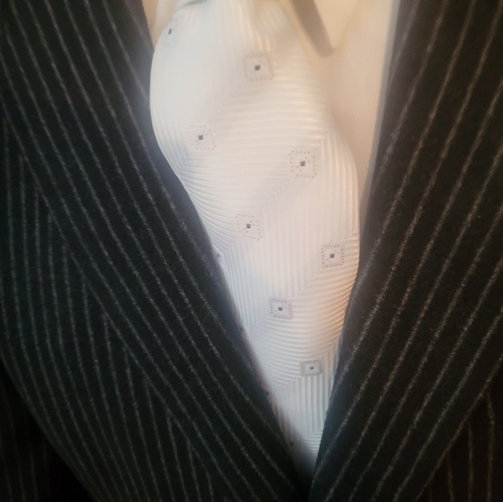 Ralph Lauren Purple Label 42-43R Men Black With White Pinstripes WoolSuit Jacket